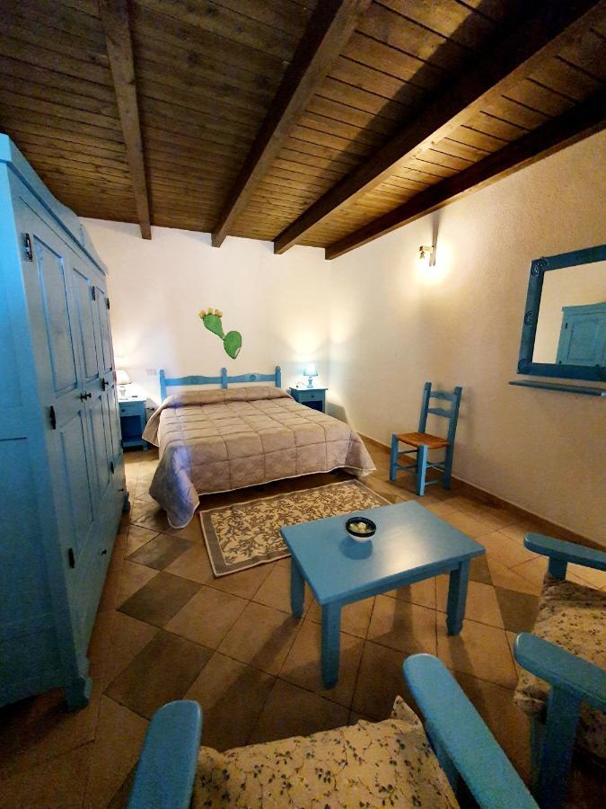 Palmas Anna'S Rooms Is Procilis Palmas Arborea Extérieur photo